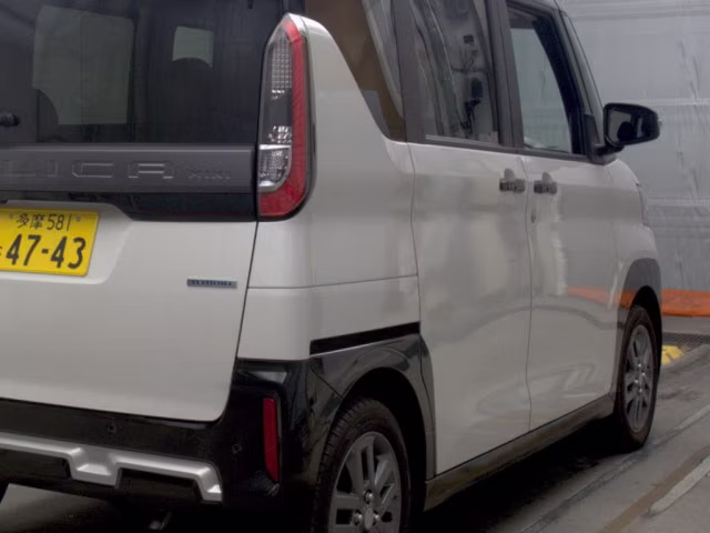 MITSUBISHI DELICA MINI