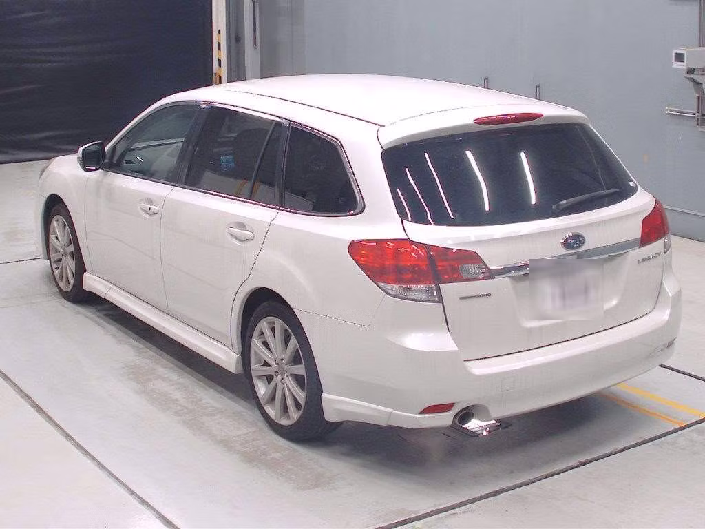 SUBARU LEGACY