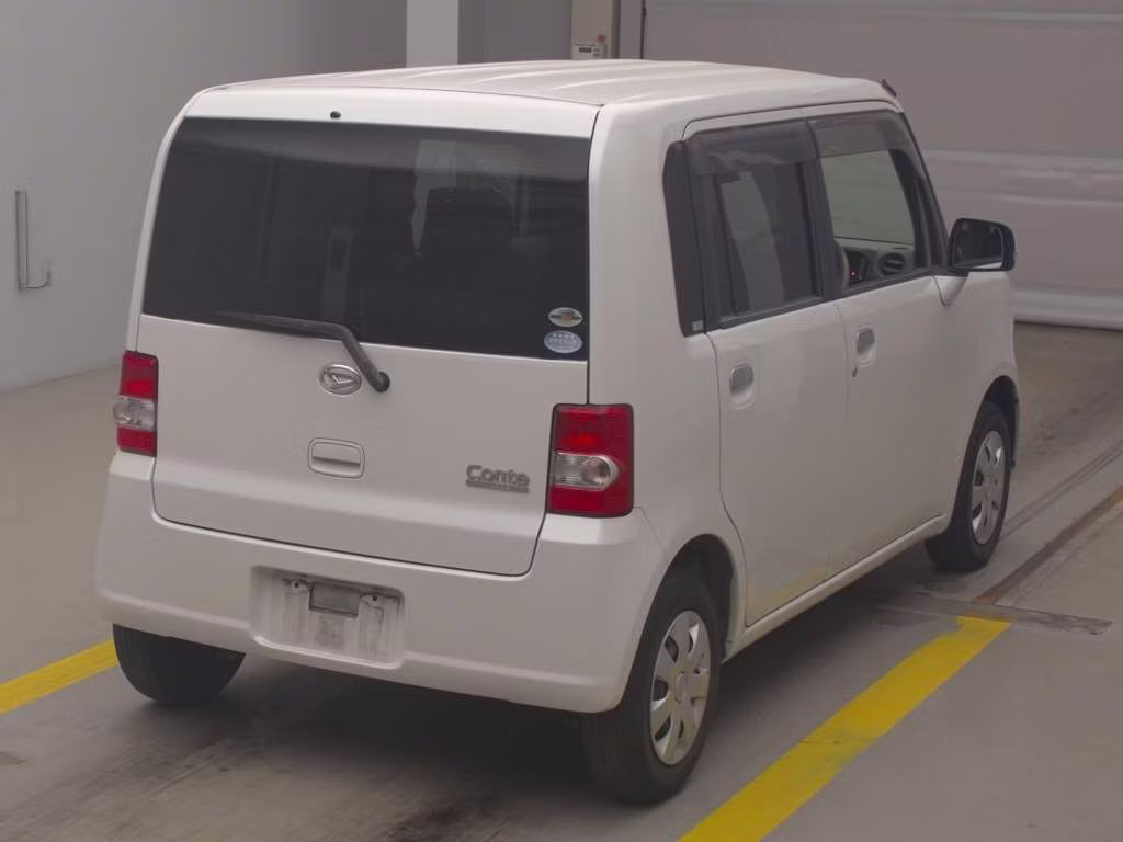 DAIHATSU MOVE CONTE