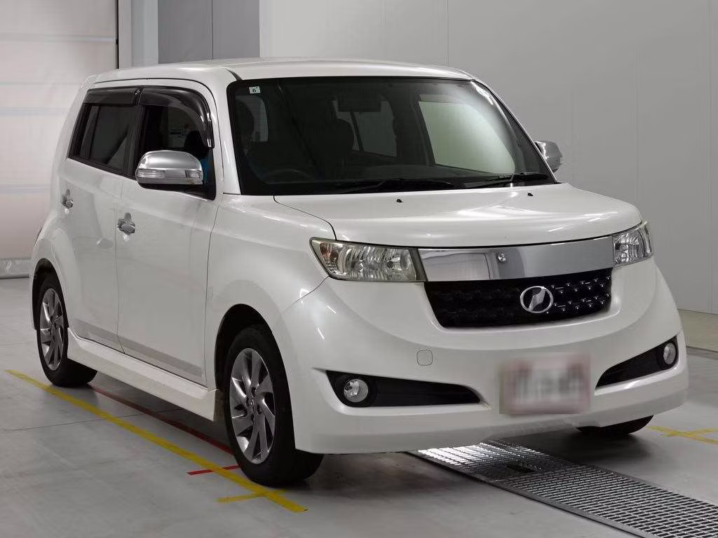 TOYOTA BB
