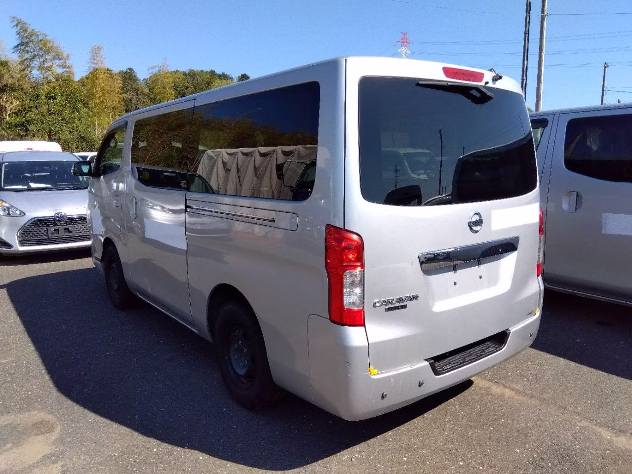 NISSAN NV350 CARAVAN