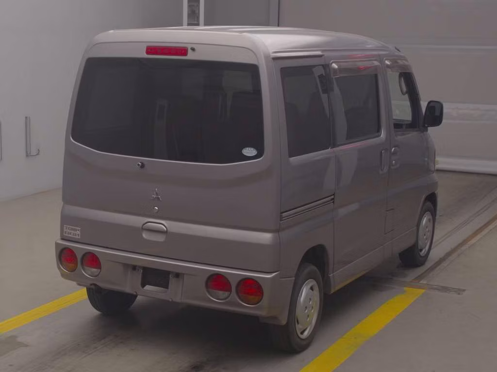 MITSUBISHI TOWN BOX