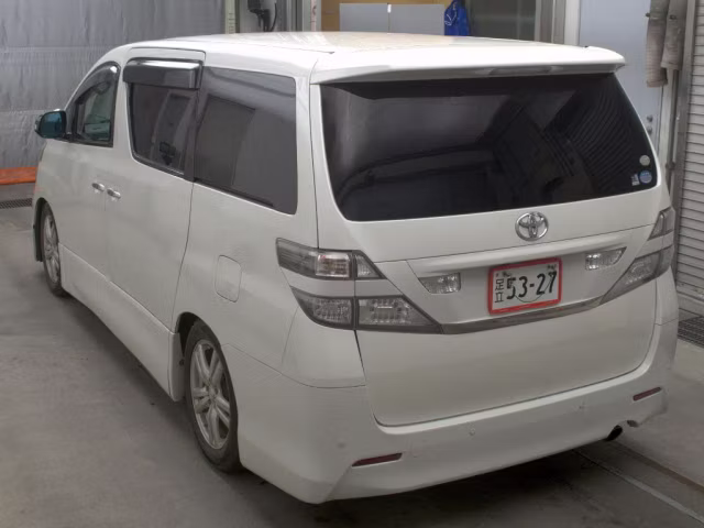 TOYOTA VELLFIRE