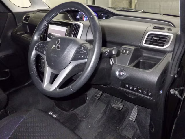 MITSUBISHI DELICA D:2