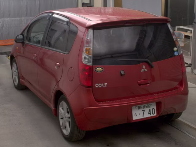 MITSUBISHI COLT