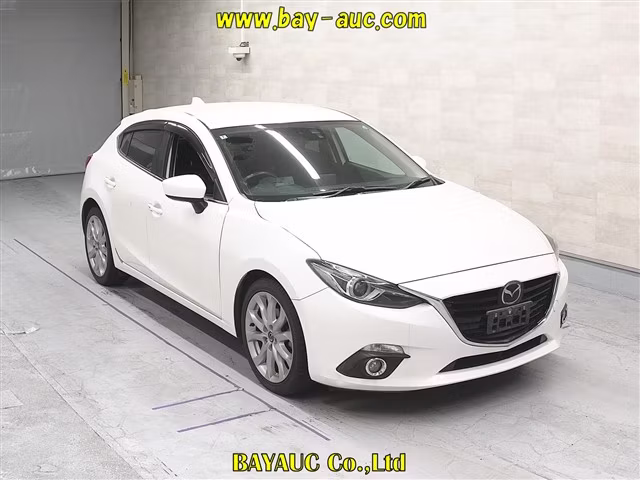 MAZDA AXELA