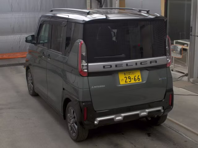 MITSUBISHI DELICA MINI