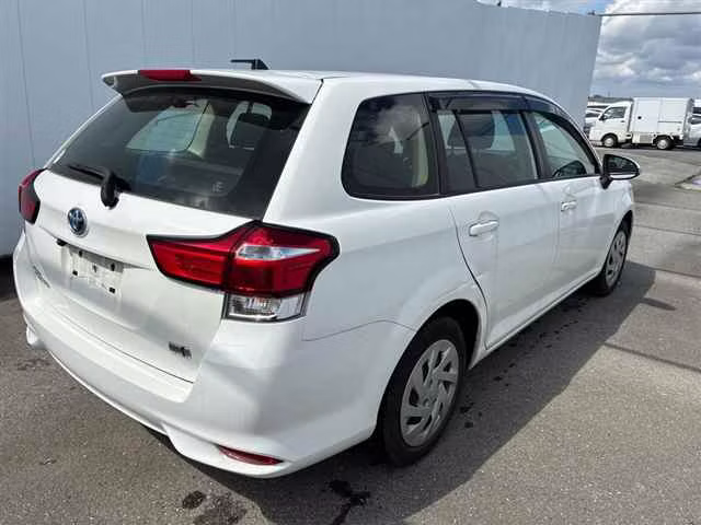 TOYOTA COROLLA FIELDER