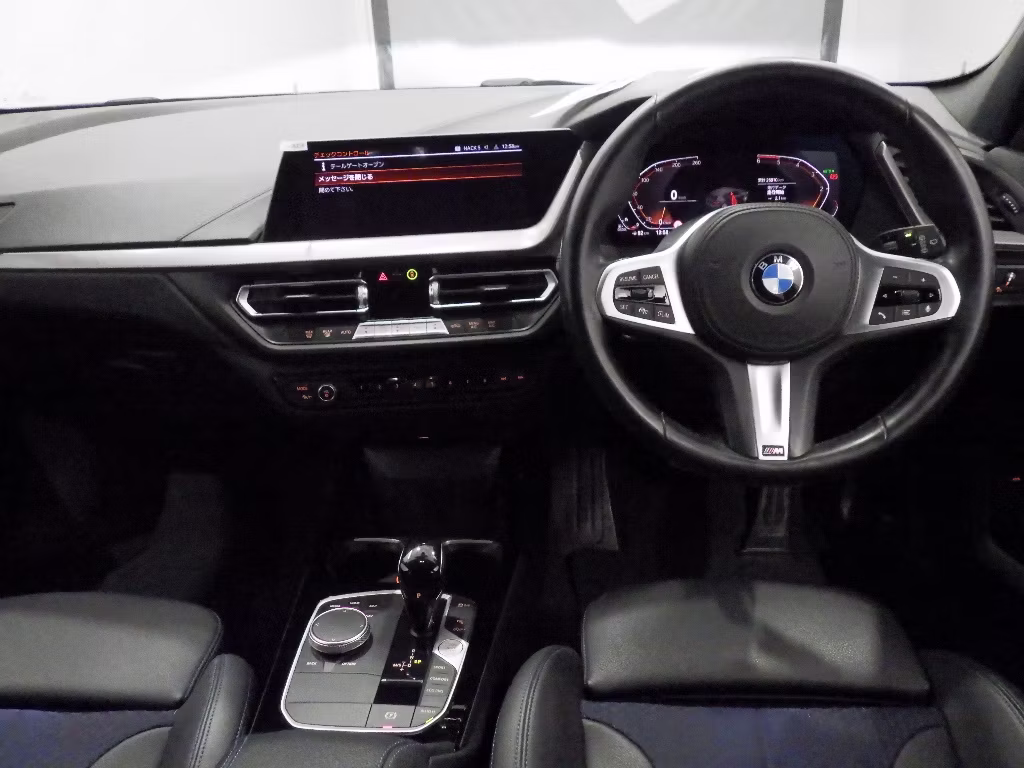BMW 1-SERIES