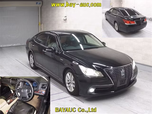 TOYOTA CROWN