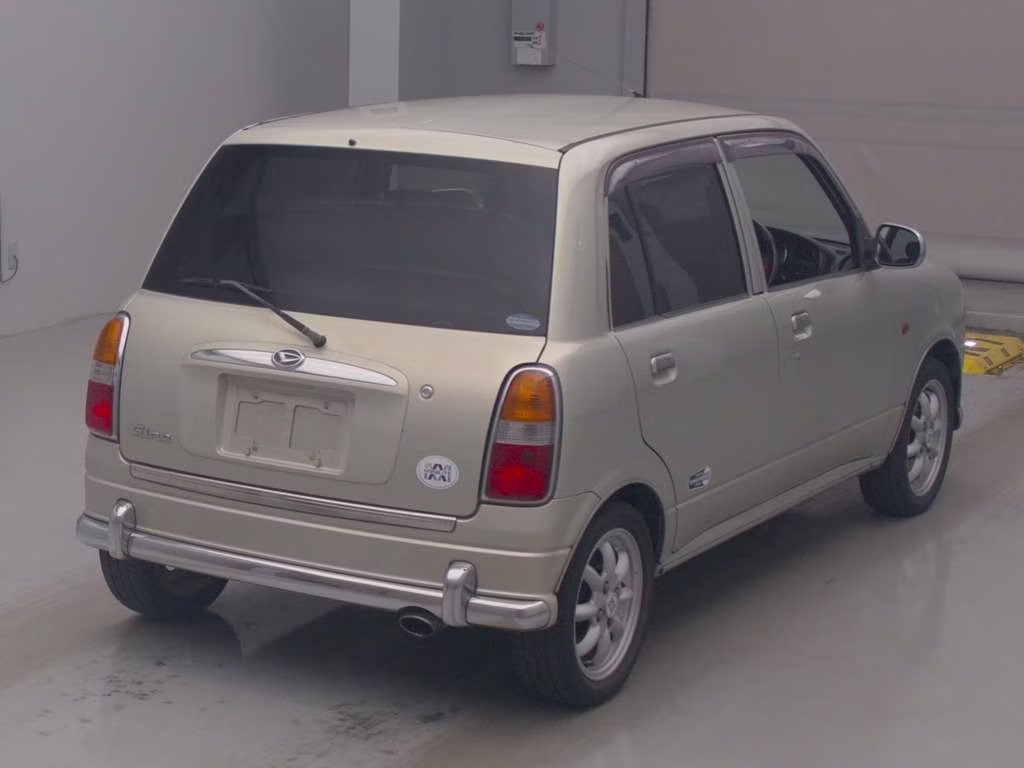 DAIHATSU MIRA GINO
