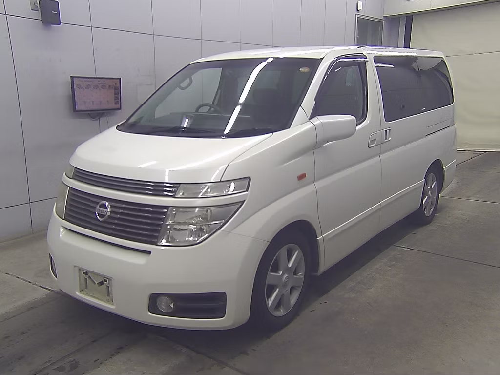 NISSAN ELGRAND