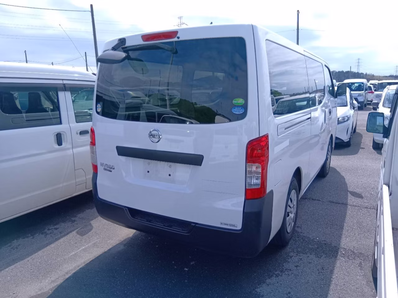 NISSAN NV350 CARAVAN