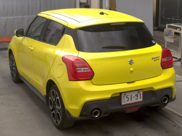 SUZUKI SWIFT