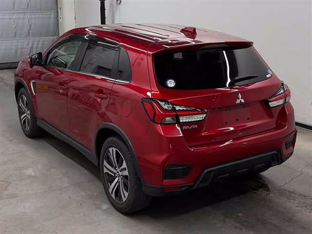 MITSUBISHI RVR
