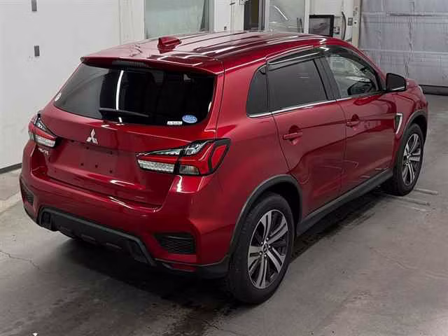 MITSUBISHI RVR