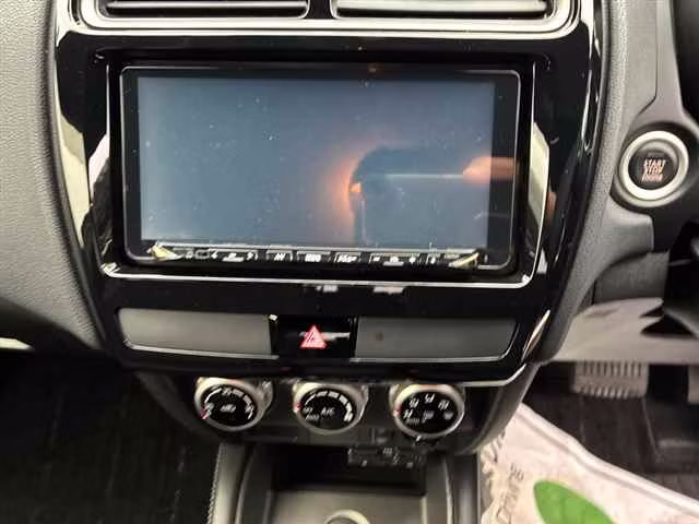 MITSUBISHI RVR