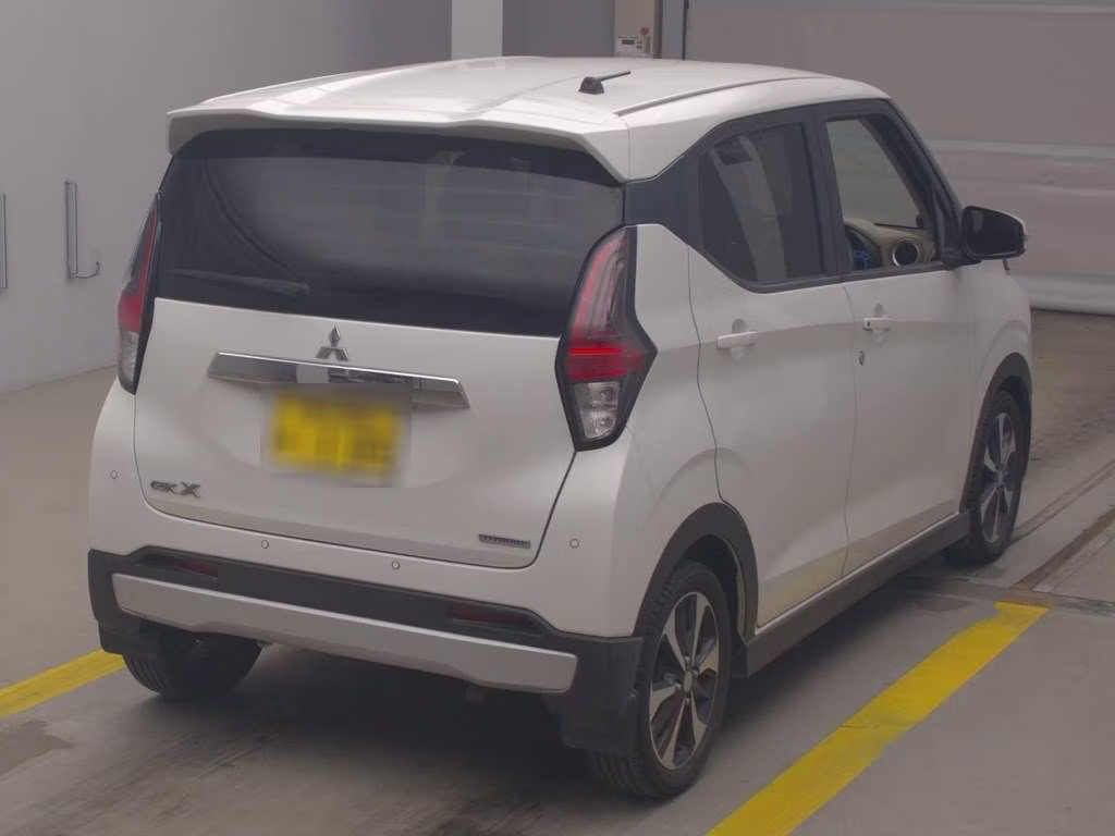 MITSUBISHI EK X