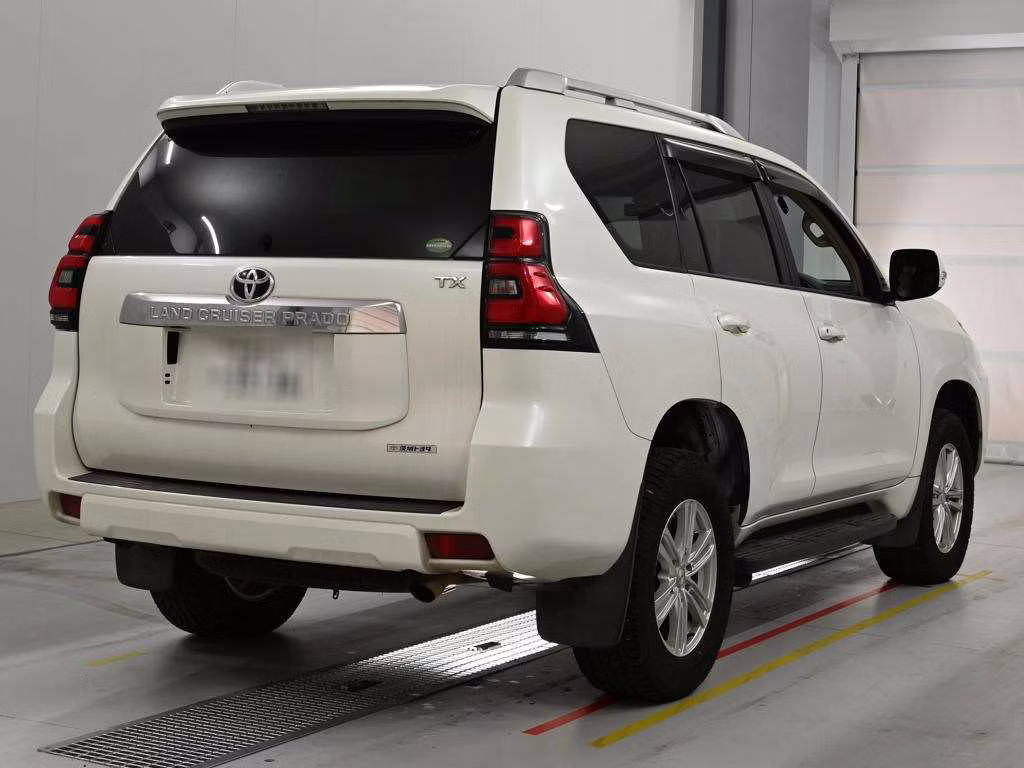 TOYOTA LAND CRUISER PRADO