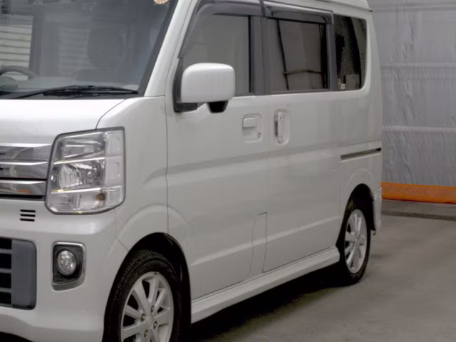 MITSUBISHI TOWN BOX