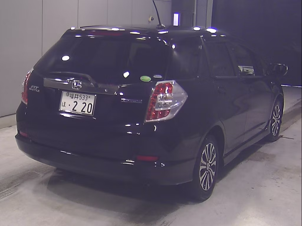 HONDA FIT SHUTTLE