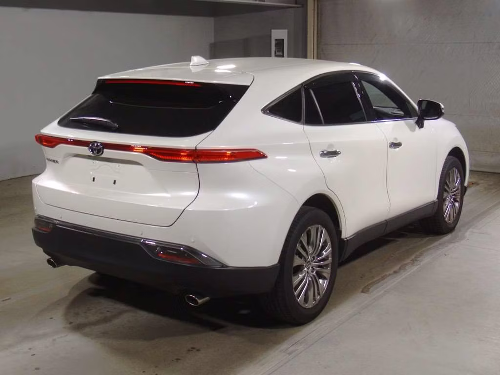 TOYOTA HARRIER