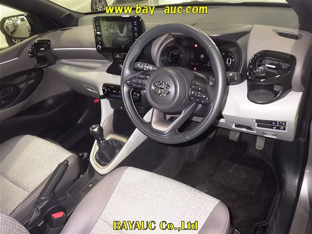 TOYOTA YARIS