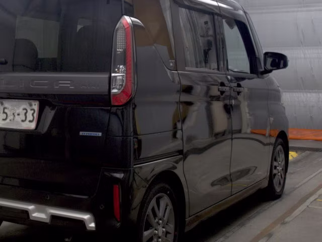 MITSUBISHI DELICA MINI