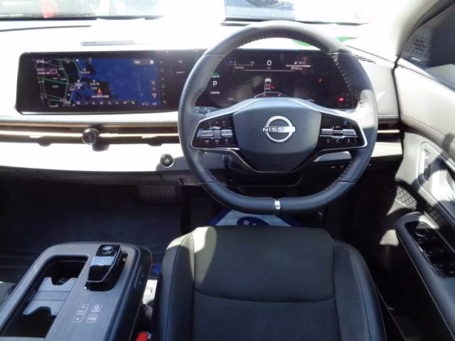 NISSAN ARIYA