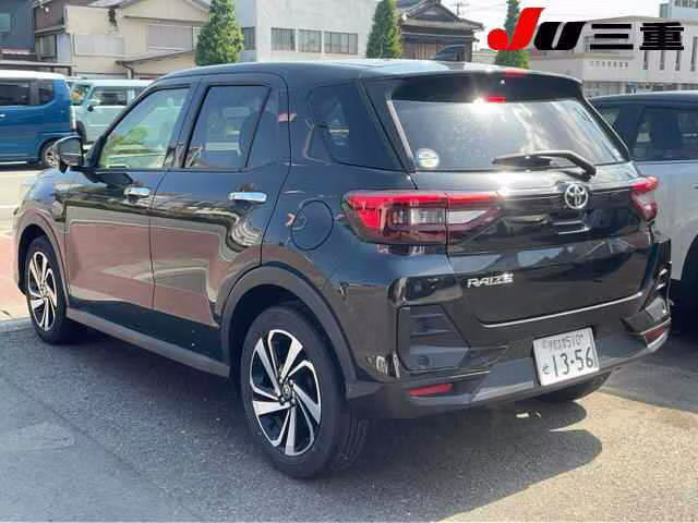 TOYOTA RAIZE