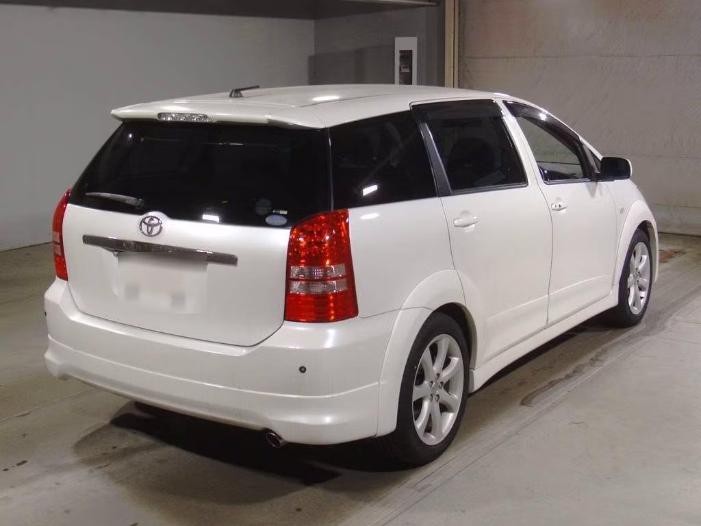 TOYOTA WISH