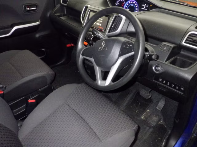 MITSUBISHI DELICA D:2