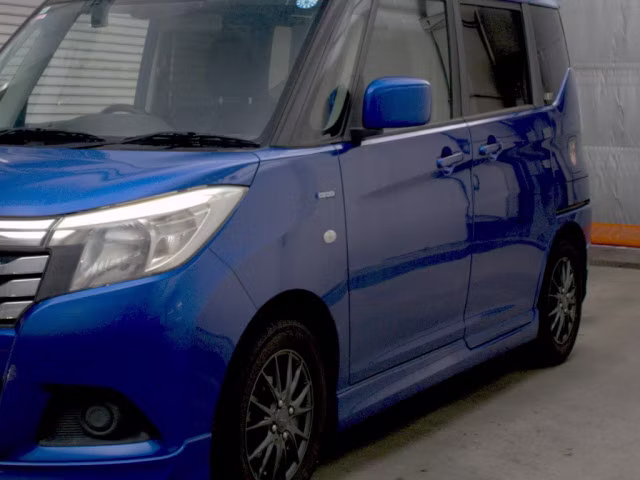 MITSUBISHI DELICA D:2