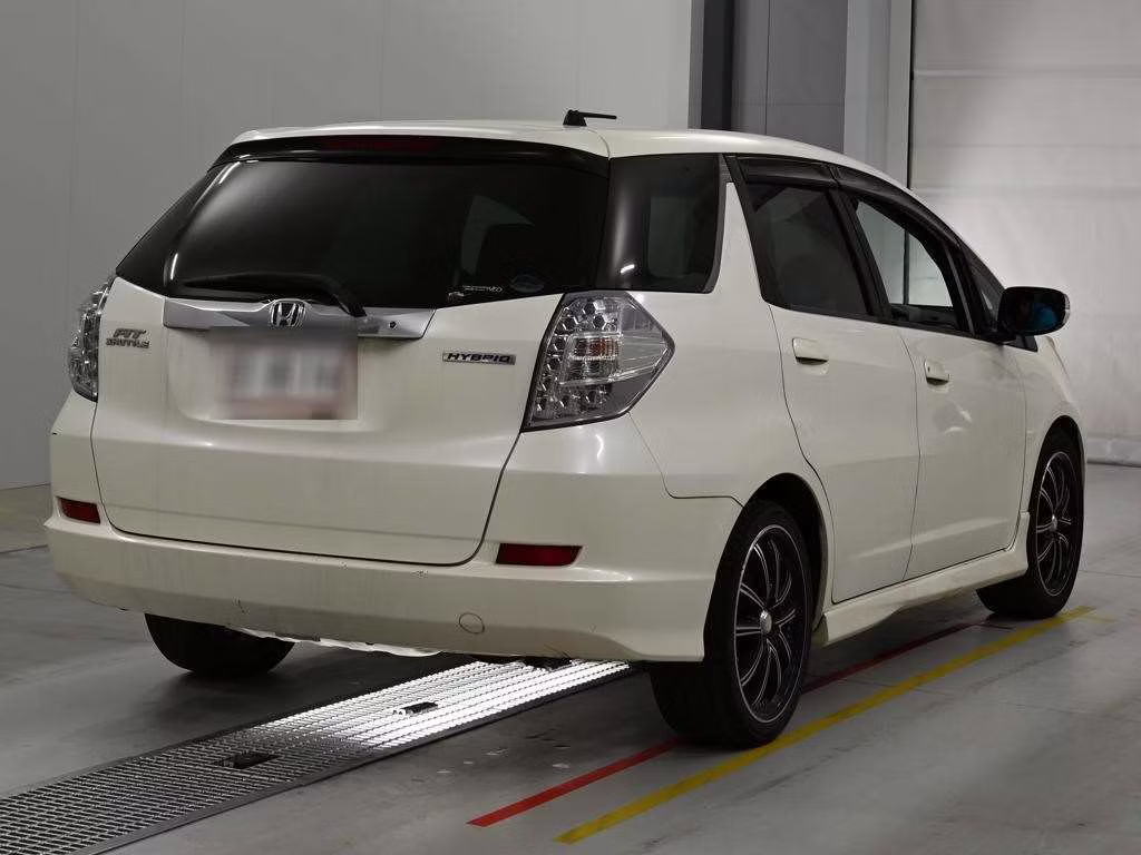 HONDA FIT SHUTTLE