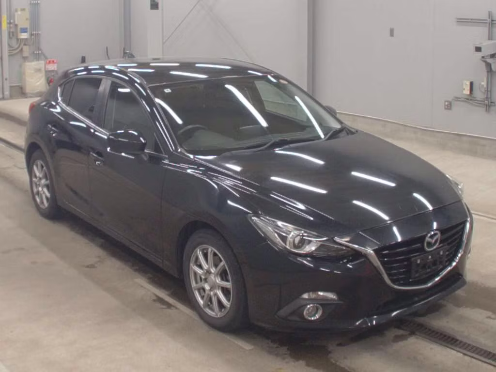 MAZDA AXELA