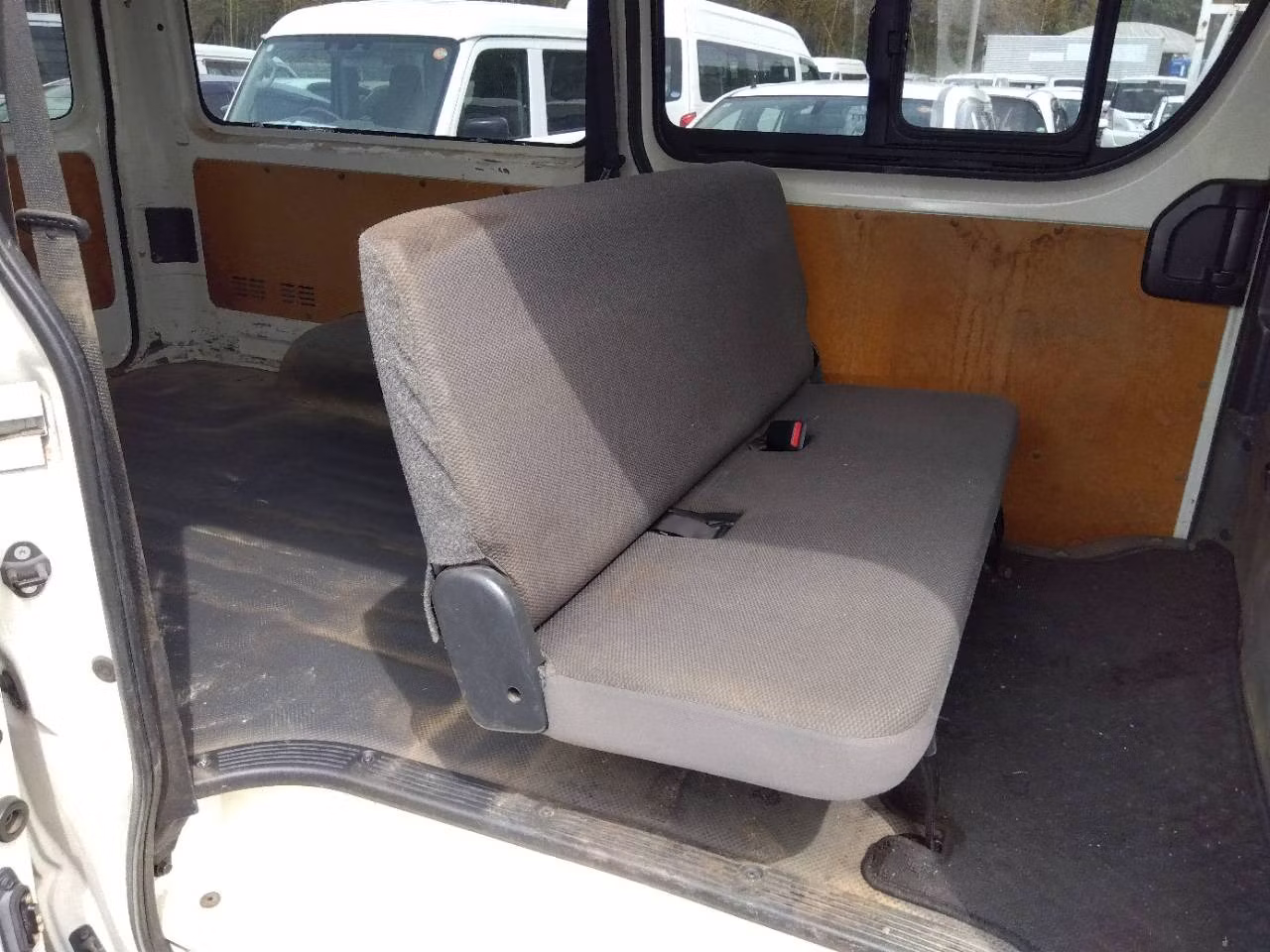 TOYOTA REGIUS ACE