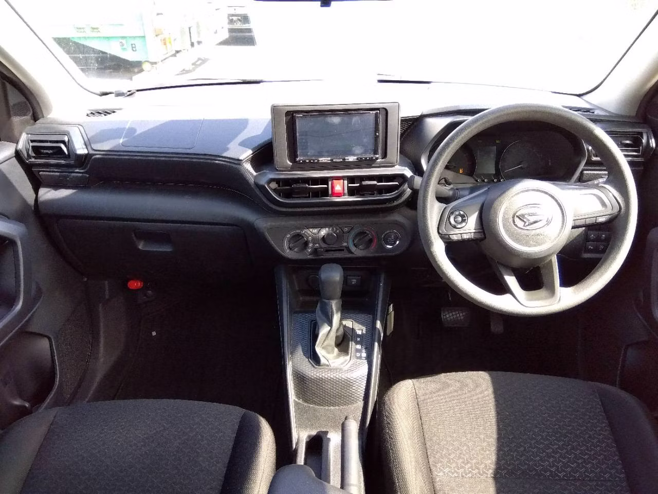 DAIHATSU ROCKY