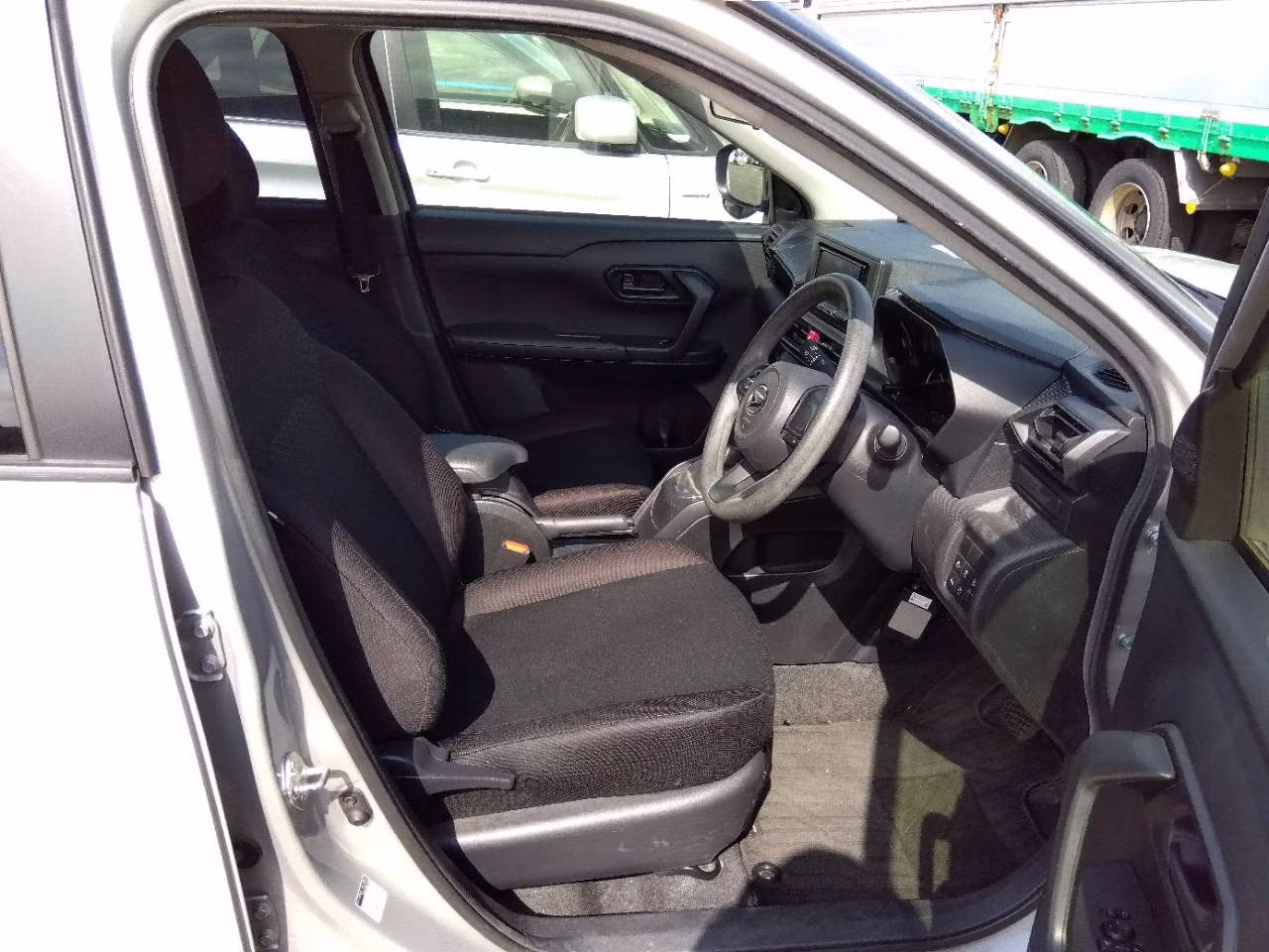 DAIHATSU ROCKY