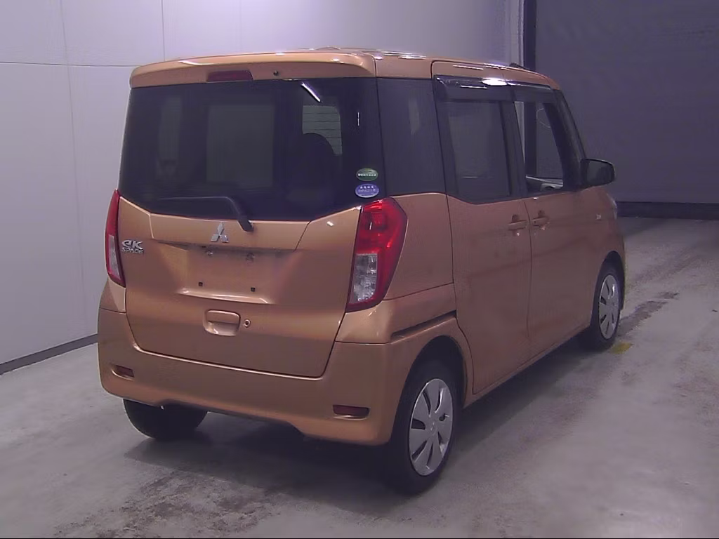 MITSUBISHI EK SPACE