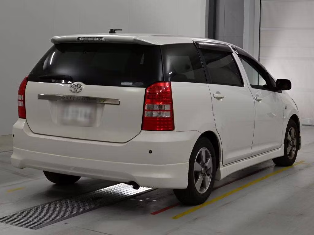 TOYOTA WISH