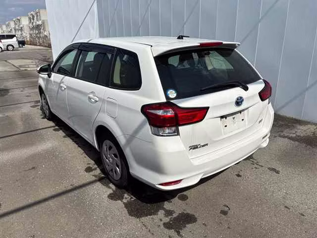 TOYOTA COROLLA FIELDER