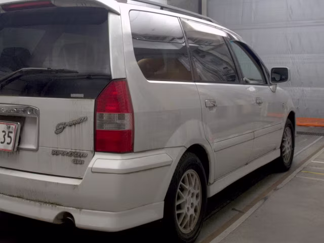 MITSUBISHI CHARIOT GRANDIS