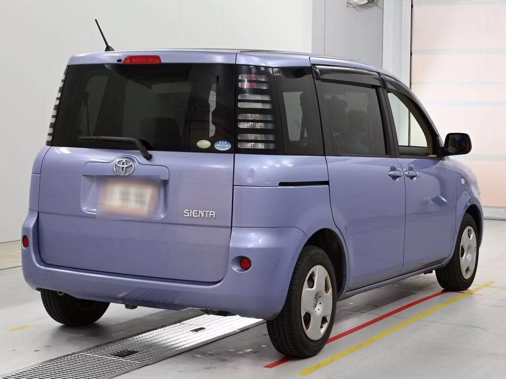 TOYOTA SIENTA