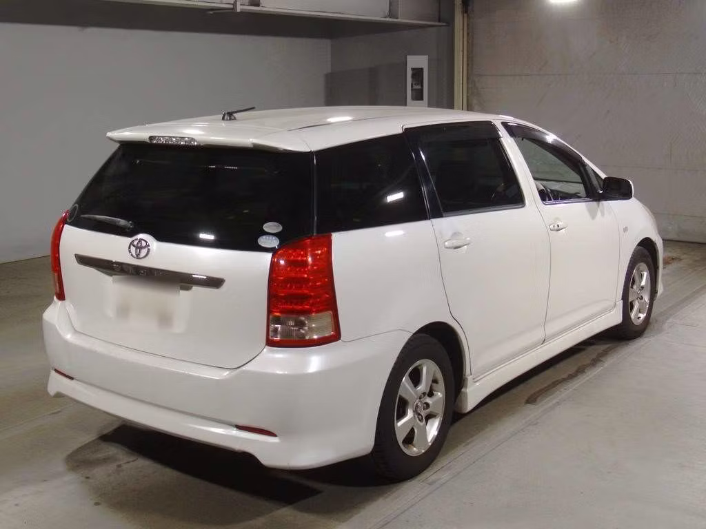 TOYOTA WISH