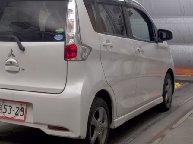MITSUBISHI EK CUSTOM