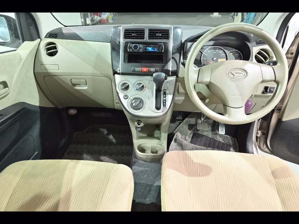 DAIHATSU MIRA