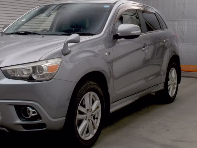 MITSUBISHI RVR