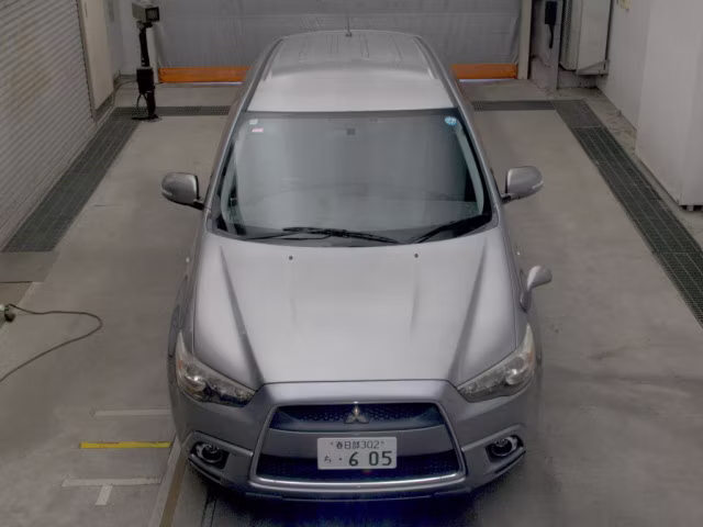 MITSUBISHI RVR