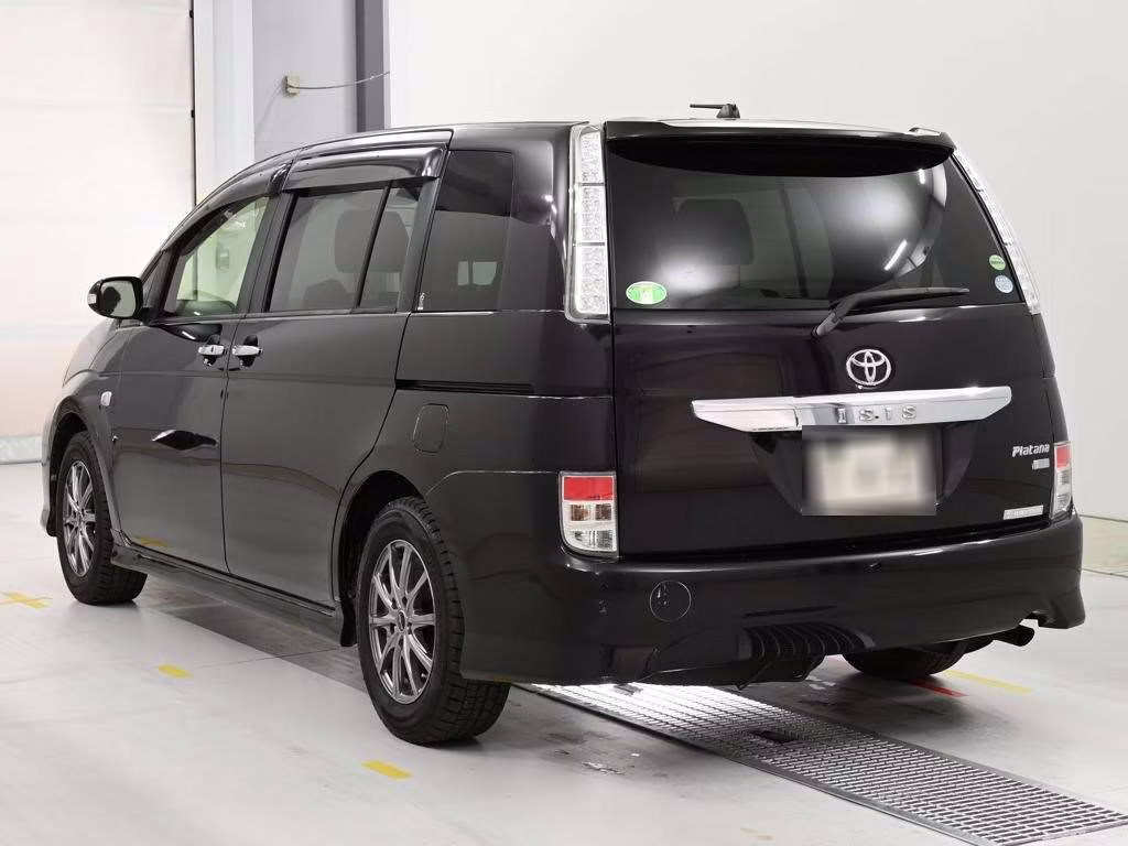 TOYOTA ISIS
