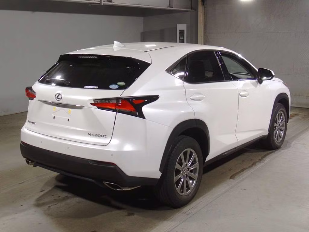 LEXUS NX200T